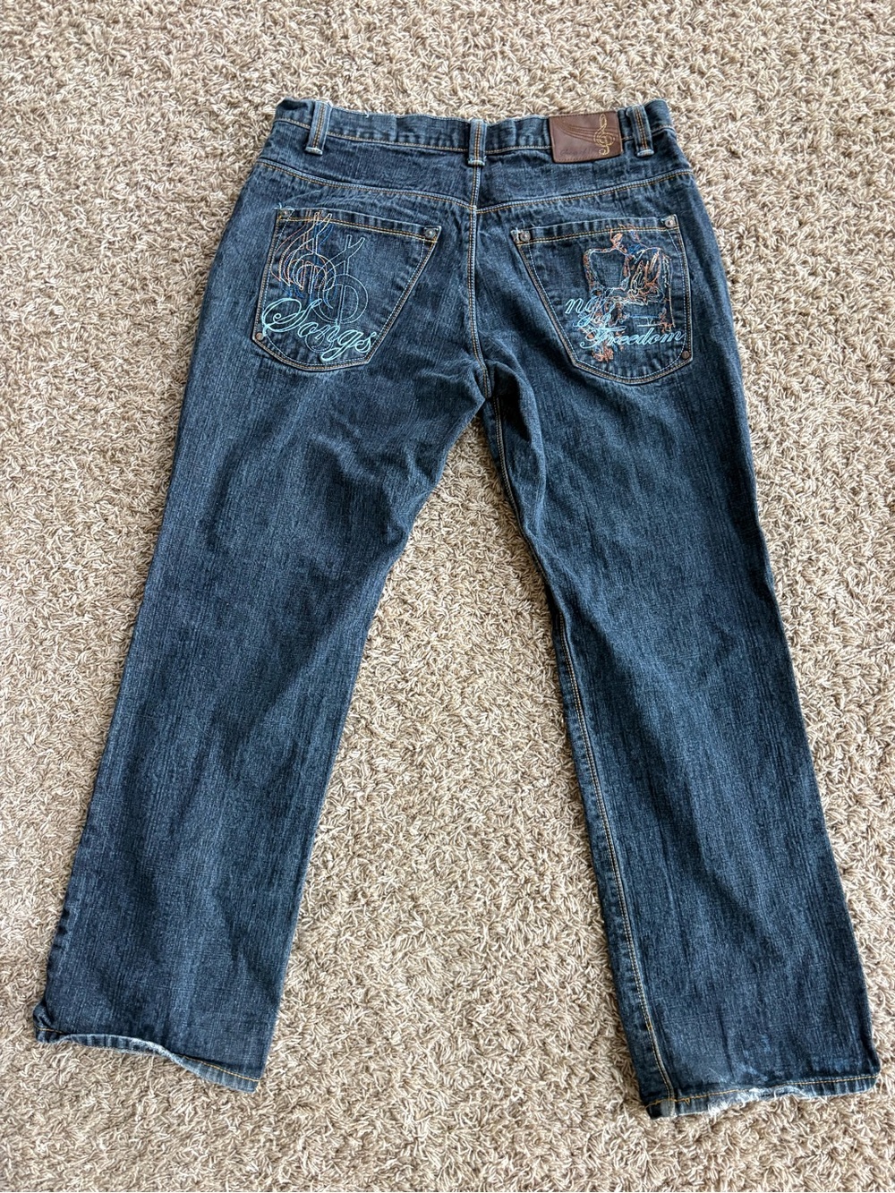 Vintage Y2K Songs of Freedom Embroidered Back Pocket Jeans